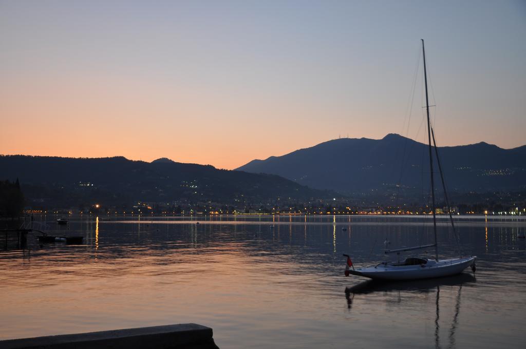 Hotel Garden Zorzi San Felice del Benaco Dış mekan fotoğraf